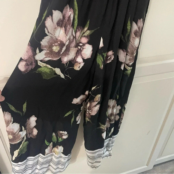 Anthropologie x Maeve black floral print wide leg crop jumpsuit 30978 - Picture 5 of 12